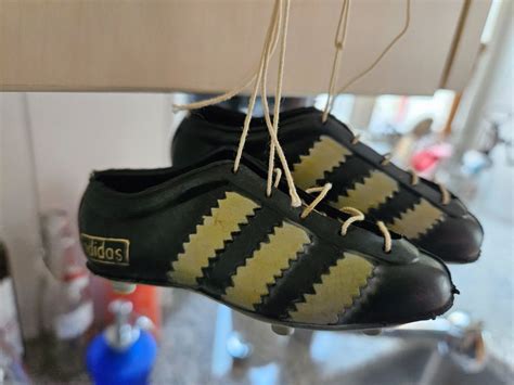 mimiatur fussballschuhe mit ball adidas 60er jahre|7289: Adidas Mini Football boots 1960 .